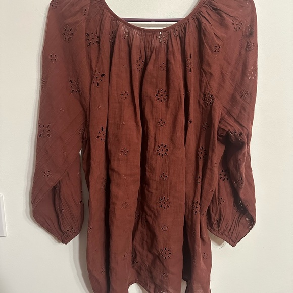 Aerie Maroon Eyelet Blouse oversized Size Large - Picture 2 of 7